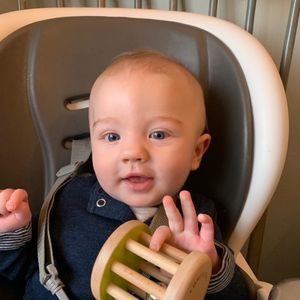 Meet your Posher, Crystal